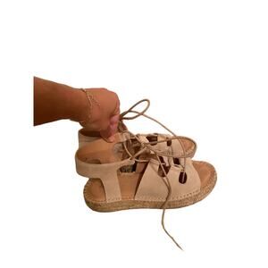 Soludos Leather Sandals Nude Lace Up  Size 7.5